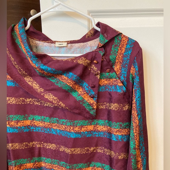 Warm silk striped blouse - Picture 2 of 6
